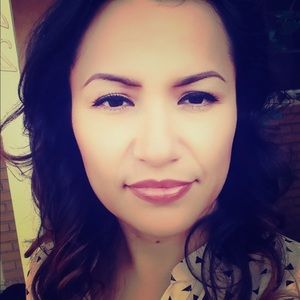 Meet your Posher, Isela